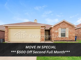 1135 Warrior Dr, Dallas, TX 75253