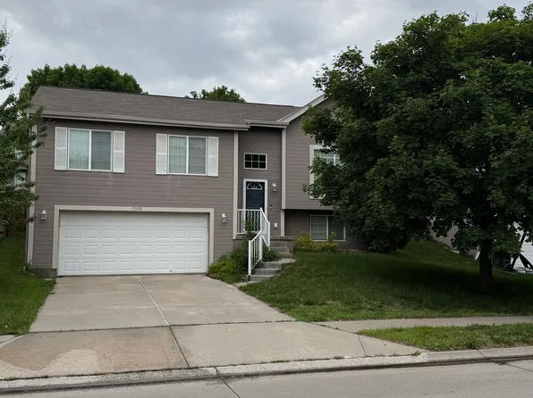 7370 N 77th St, Omaha, NE 68122