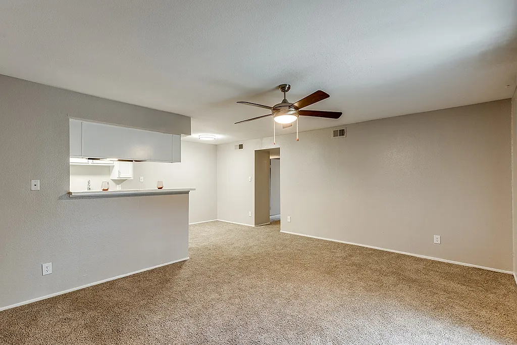 Mission James Place Apartments — Photo 4