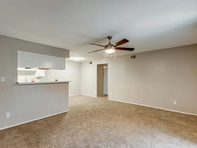 Mission James Place Apartments — Photo 4