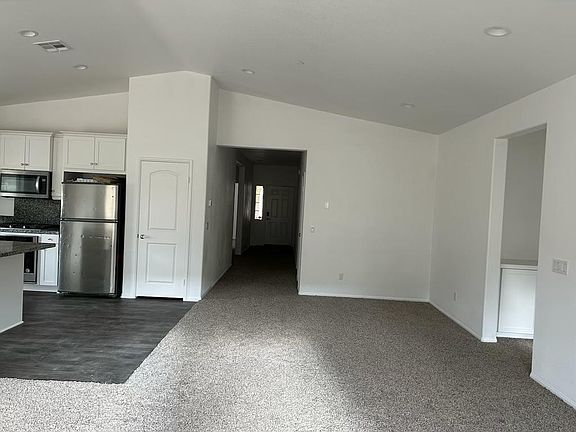 5th image of 10660 Palomino Ave