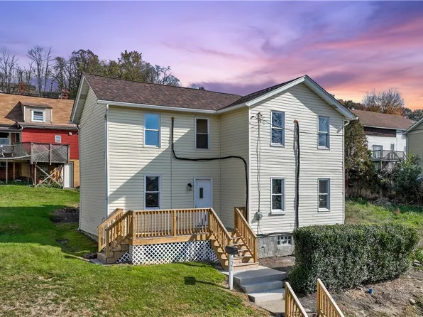 1541 4th Ave, Freedom, PA 15042