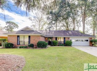 7 N Nicholson Cir, Savannah, GA 31419