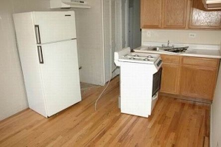 2nd image of 2340 N Damen Ave APT 1
