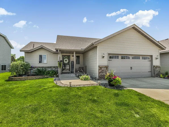 1058 Voyageur St, Saint Cloud, MN 56303