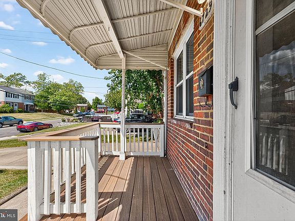 4th image of 6729 Radcliffe Dr