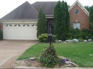8625 High Cotton Cv, Cordova, TN 38018