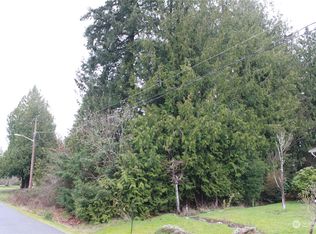 5306 S Vista Dr E, Bonney Lake, WA