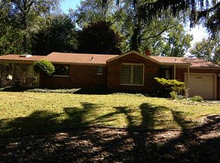 5429 Page Dr, Pittsburgh, PA 15236