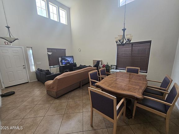 3rd image of 8814 W MAGNOLIA Street