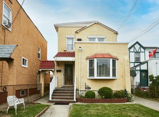 23217 Mentone Ave, Springfield Gardens, NY 11413