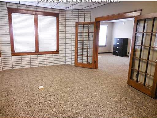 3rd image of 1141 Grosscup Ave