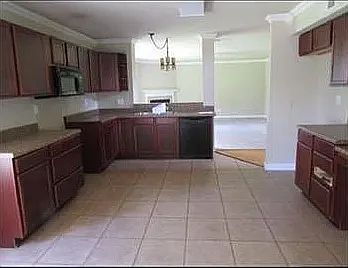 2nd image of 1617 Chancer Ln