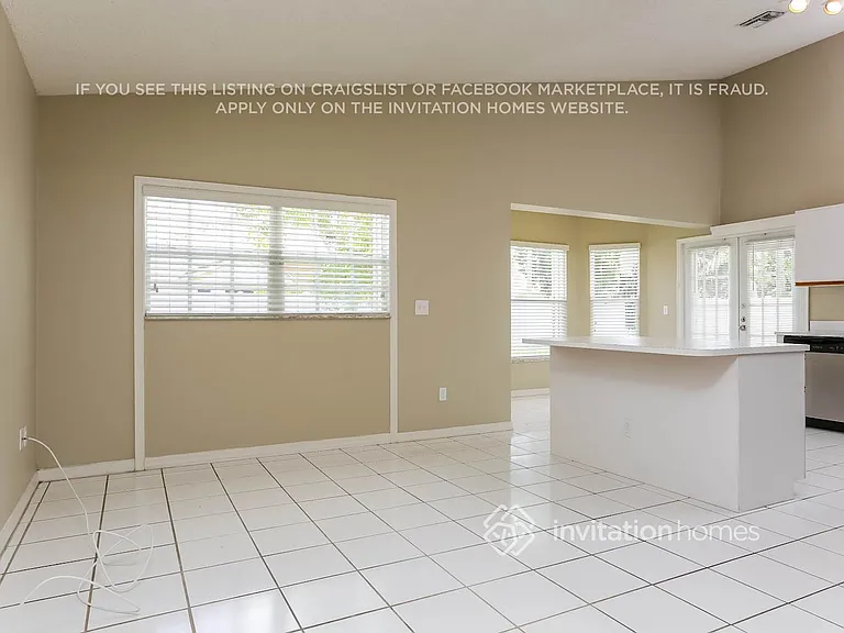576 NW 48th Ave — Photo 6