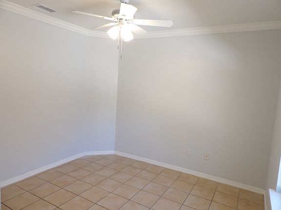 4th image of 4402 NW 15th Ter