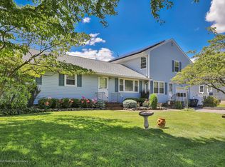 1435 Edgemere Rd, Wall Township, NJ 07719