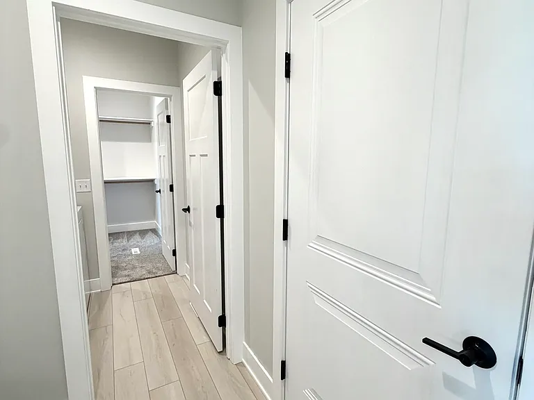 10527 Wayborough Ln — Photo 11