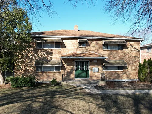 2502 Brentwood Pkwy Photo 1