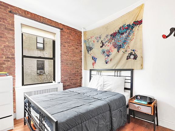 4th image of 2168 35th St APT 4H