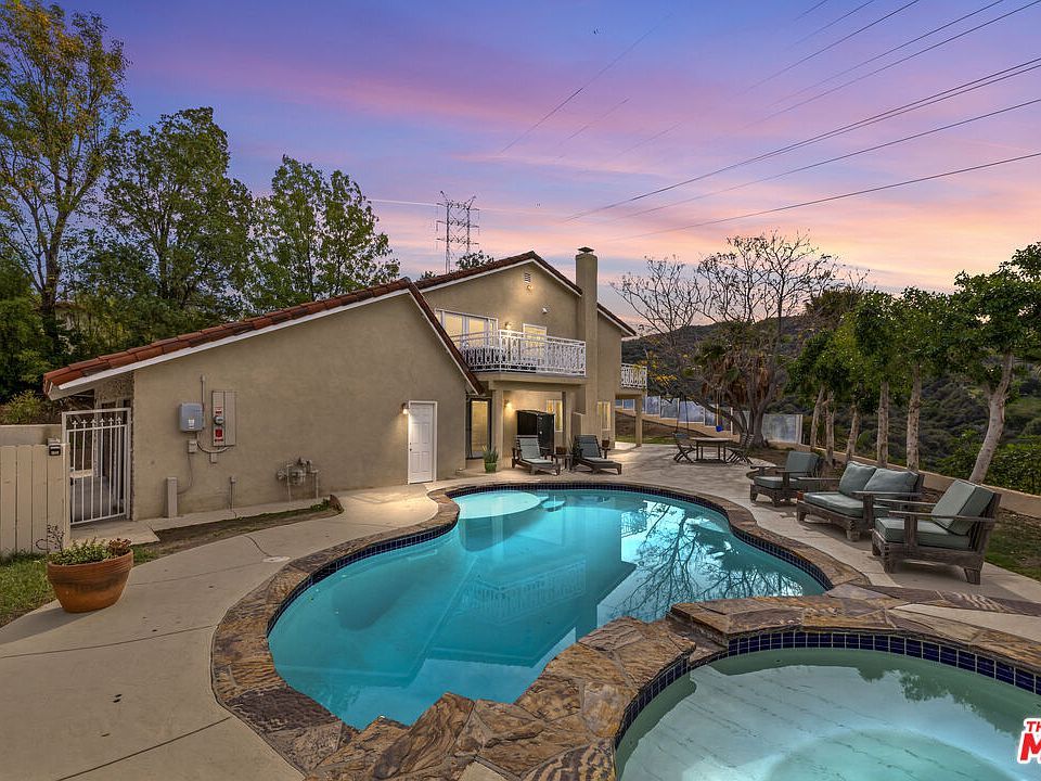 1st image of 3804 Vista Linda Dr