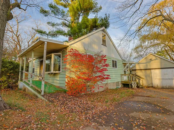 130 Elliott St, Shelby, MI 49455