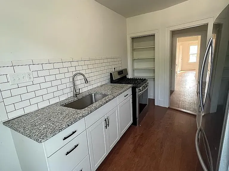 1350 Alter Rd #2 — Photo 8