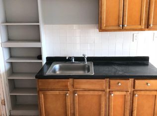 108 Webster St, Hartford, CT 06114