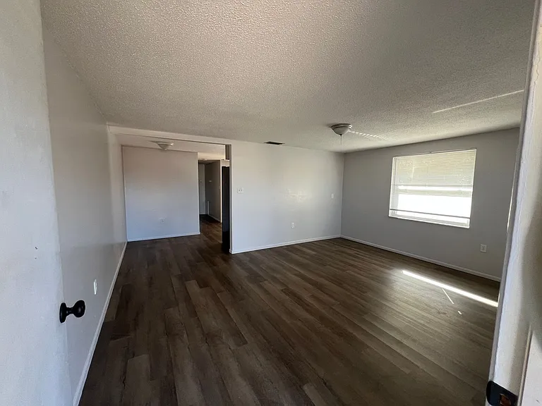 322 Organ St #A — Photo 6