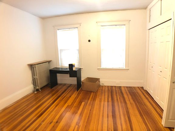 5th image of 315 Washington St