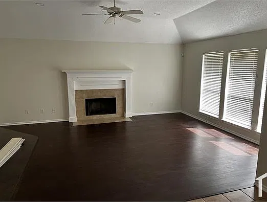 3 bed, 2106 sqft, $2,750 — Photo 4