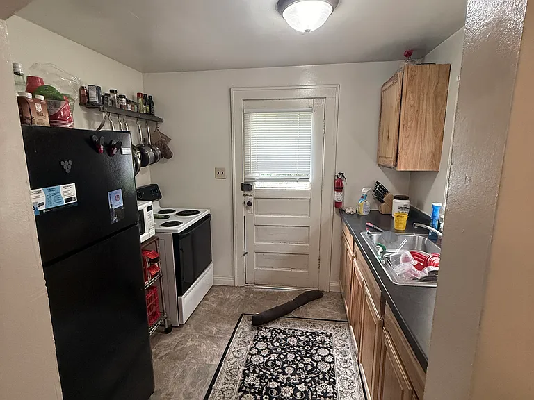 117 E 15th St #1 — Photo 5