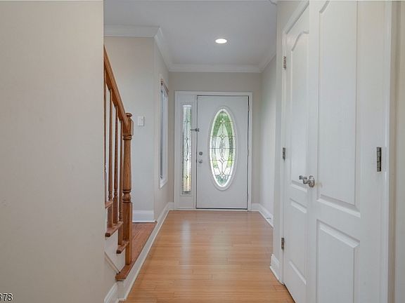 2nd image of 55 Eggers Ct