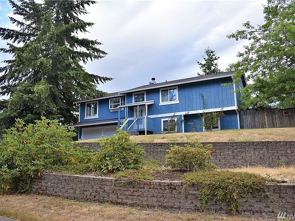 2nd image of 9609 Mallard Dr SE