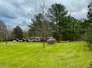 1027 Hunter Lake Est, Crystal Springs, MS 39059