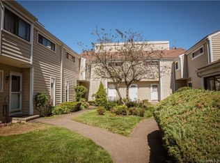 47 Jefferson Woods #47, Branford, CT 06405