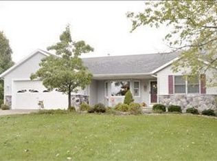 501 Six Mile Rd NE, Comstock Park, MI 49321