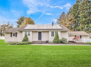 67 S Airmont Rd, Suffern, NY 10901
