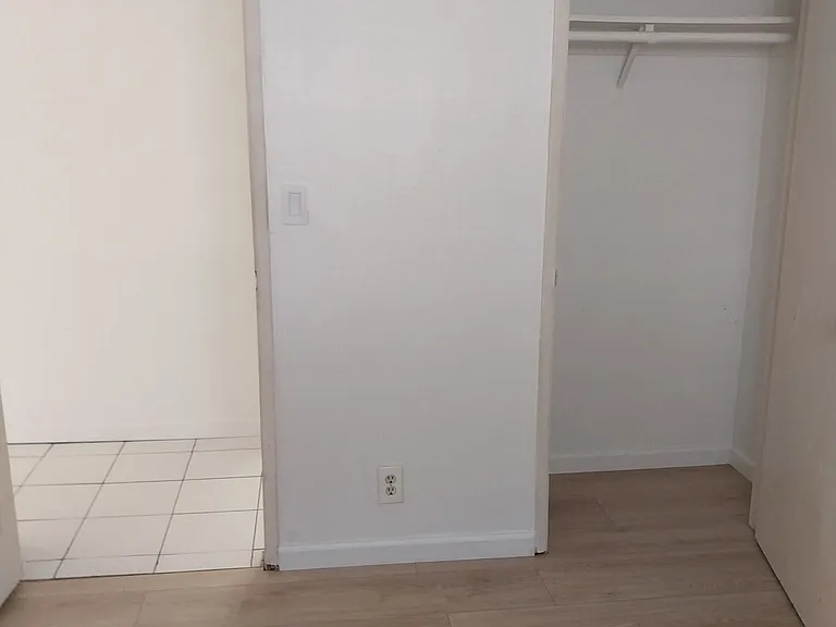 313 Raymond St #3 — Photo 5