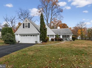 1125 Boxwood Rd, Rydal, PA 19046