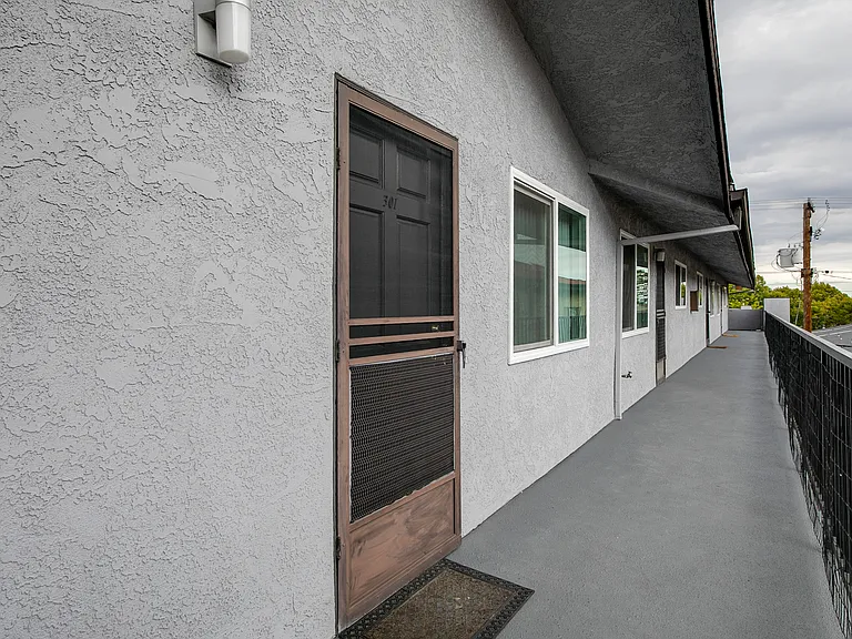 536 E Cypress Ave #301 — Photo 14