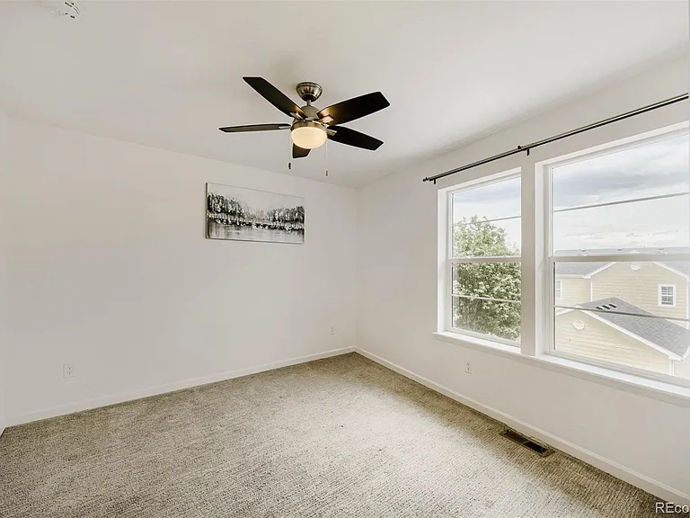 2600 Meadows Blvd #B — Photo 10