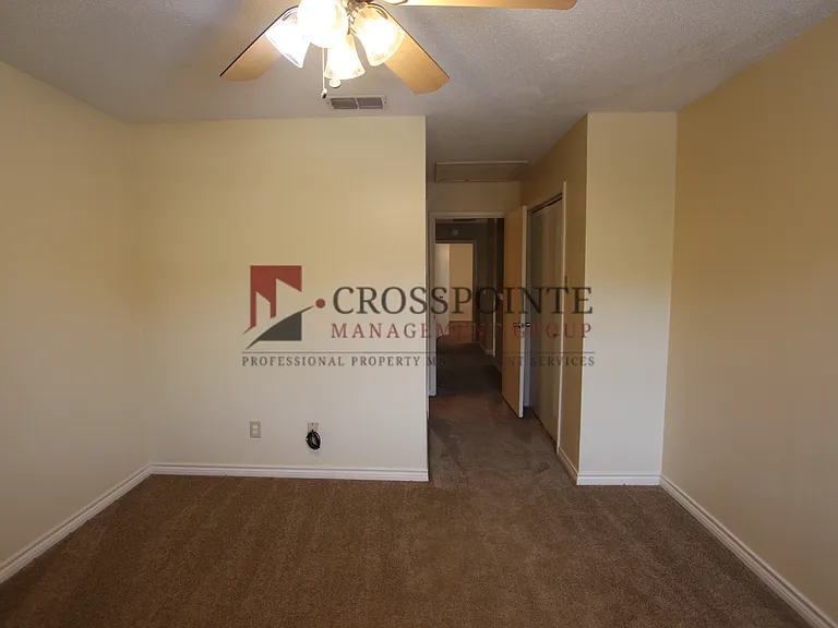 5875 Creekside Cir — Photo 27