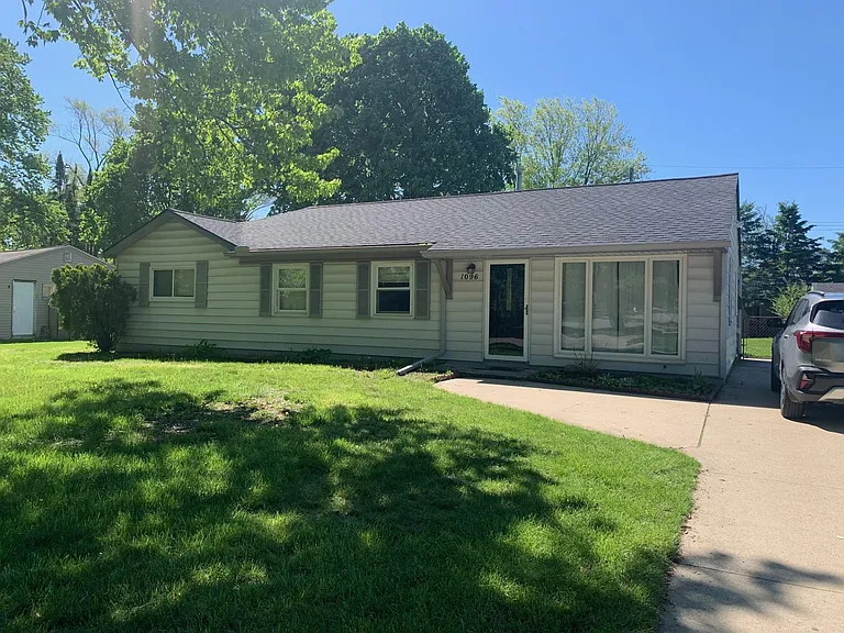 1096 Truwood Dr — Photo 25