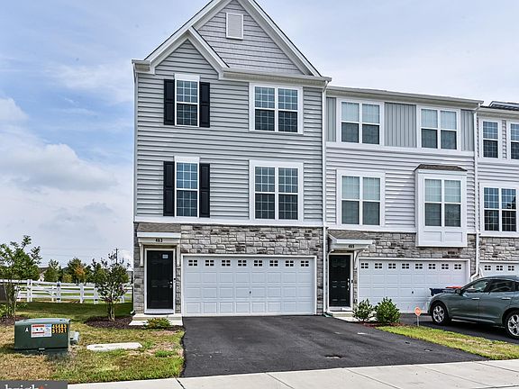 2nd image of 463 Wyatt Dr