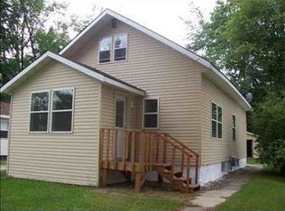 716 E 3rd St, Marshfield, WI 54449