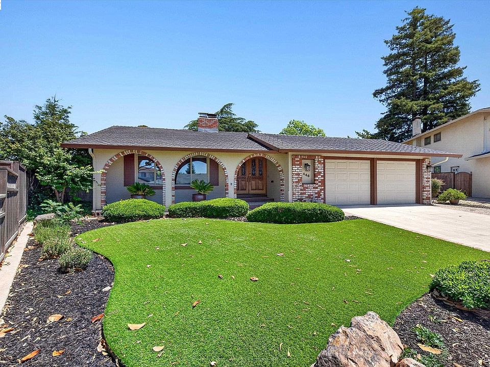 1st image of 446 Pismo Ct
