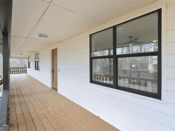 5th image of 94 Mill Gate Dr
