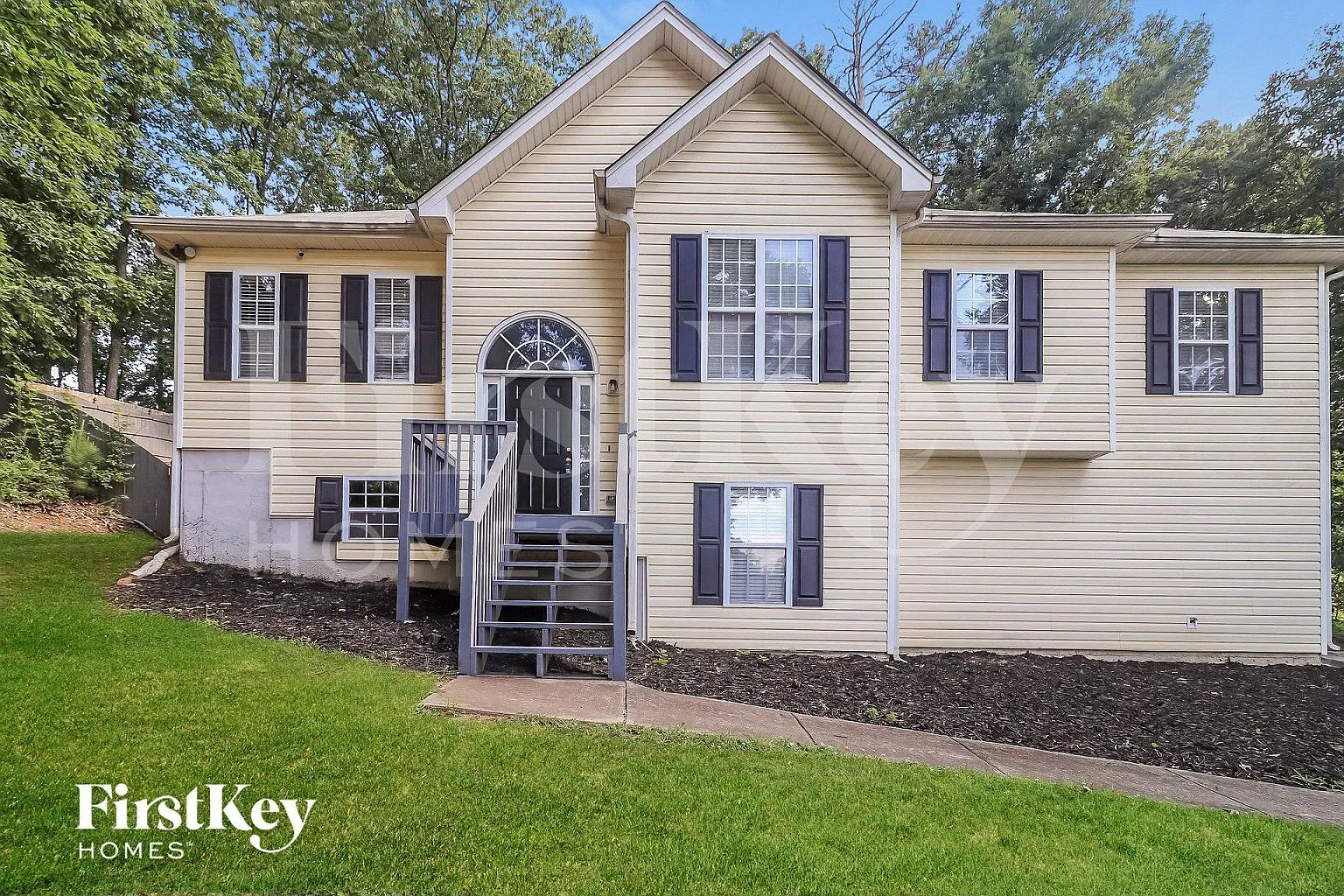 4 bed, 2.5 bath, 2428 sqft, $2,385 — Photo 1