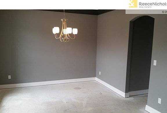 2nd image of 8909 N Norton Ave