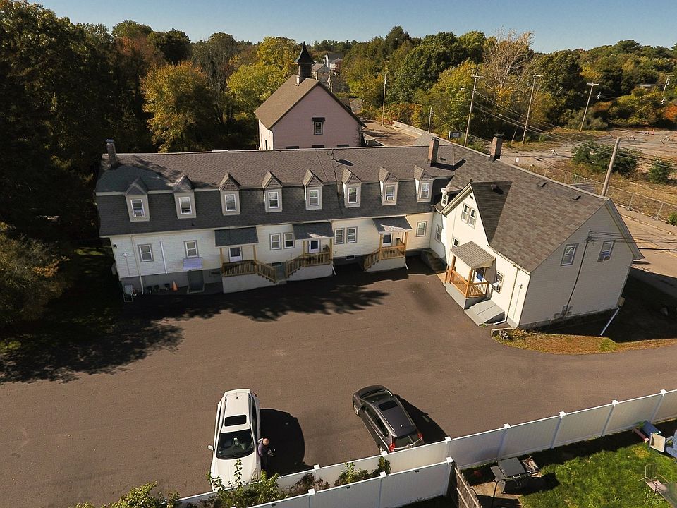 1st image of 426 Whittenton St